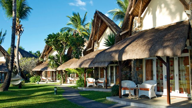 La Pirogue Resort & Spa