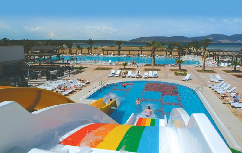 Venosa Beach Resort And Spa