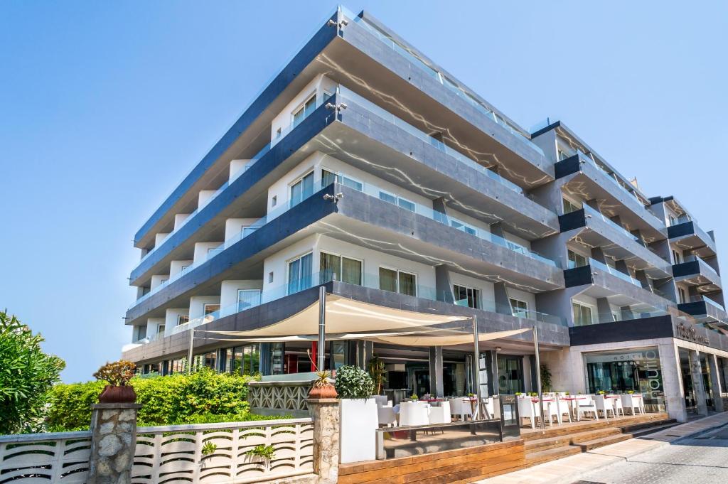 Hotel Nautic & Spa