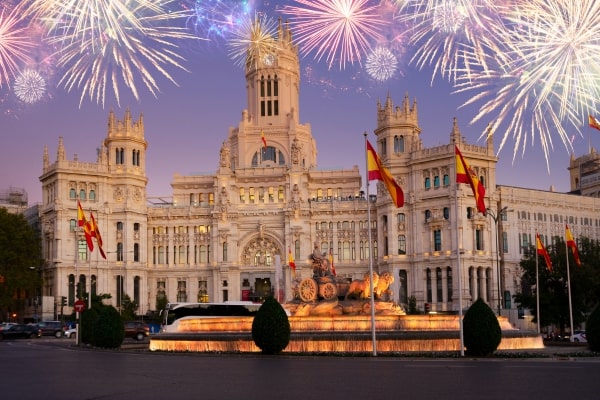 CRACIUN Regal la MADRID - 2023