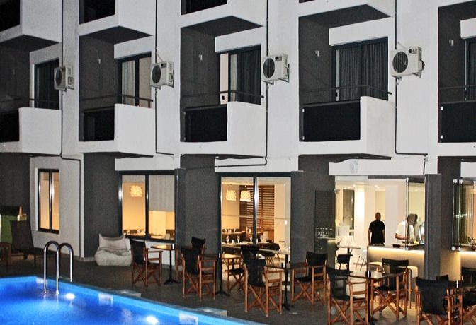 Amphitryon Boutique Hotel